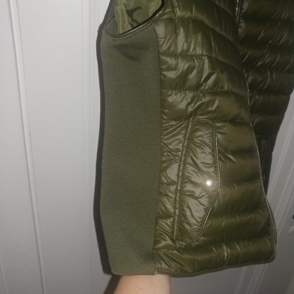 Love Tree: Olive Green Puffer Vest W/Gold Hardware - Women's Size Large - NWOT - Picture 4 of 7